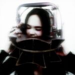 Maggie Lindemann Instagram - HEADSPLIT , my second EP, out march 8th. link in bio 🦷🖤 ahhhhhhhh