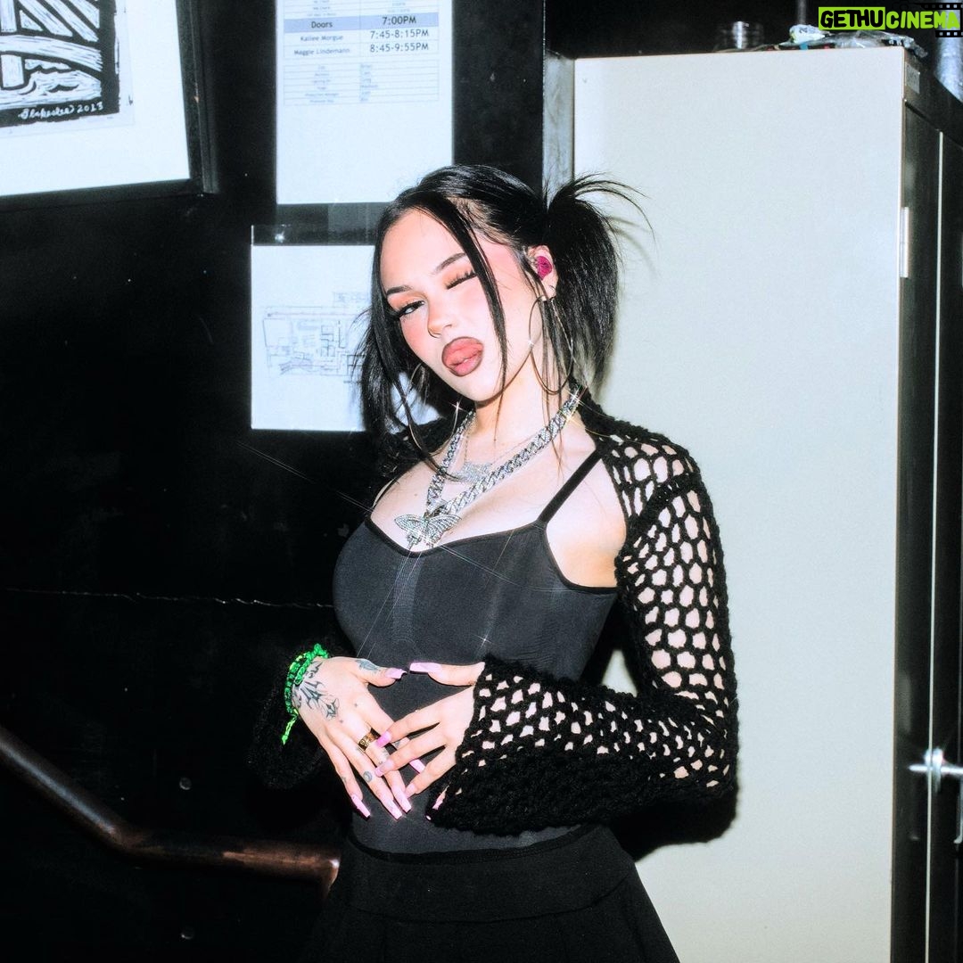 Maggie Lindemann Instagram - bostonnnn wtf! Boston, Massachusetts