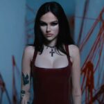 Maggie Lindemann Instagram - break me! 6/3. @siiickbrain 🩸