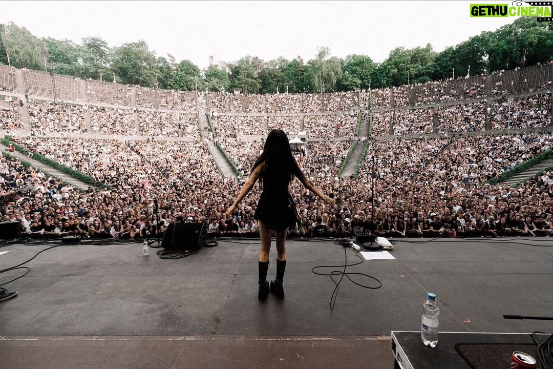 Maggie Lindemann Instagram - 🖤 Berlin, Germany