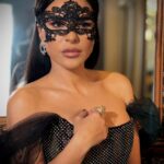 Maguy Bou Ghosn Instagram – بلّش اللعب عالأصول 😉

#ماغي_بو_غصن #للموت #الموت٣