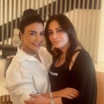 Maguy Bou Ghosn Instagram - النجاح ما يبدا إلا بقصة وحكاية وذكا ونص حلو وشخصيات مرسومة رسم.. وكلّو بلَش من عندك! شكراً إنّك قدمتيلي سحر بخيوط ذهبية.. حولتا للحم ودم.. ووصلت للناس بهالطريقة.. بحبك يا صغيّر يا مبدع ♥️ @nadinejaber