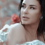 Maguy Bou Ghosn Instagram - I am 🤍 | ✨ #MaguyBouGhosn | #ماغي_بو_غصن 🎥 @gilbertfeghaly