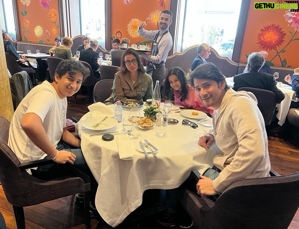 Mahesh Babu Instagram - Savouring every bite with my favourite people in the City of Love. #ParisThrowback