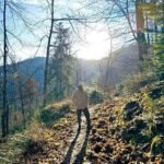 Mahesh Babu Instagram - Trekking in the Black Forest in freezing temperatures. 😎❄️ @drharrykoenig #BadenBaden #Nature #BlackForest