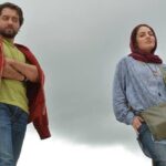 Mahnaz Afshar Instagram - ما نسل شور عشق هستیم نسل یک سینمای ساده، سینمای پر شور و پر هیجان و تا امروز کنار هم ماندیم و خواهیم ماند🎥🎞 رفاقت‌ها و قشنگیهایی که شکلش هرگز تکرار نخواهد شد. بهرام جانم رفیق من تولدت مبارک Happy birthday to you @bahramradan 💙🌟 عکس از خسرو نقیبی عزیز 📸 #cinema #actor #actress #polechoobi #پل_چوبی #backstage