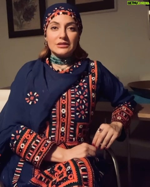 Mahnaz Afshar Instagram - نوروز همتون پیروز# همه ساله بخت تو پیروز باد همه روزگار تو نوروز باد #فردوسی سالی سرشار از سلامتی، دل خوش، برکت، آزادی و رضایتمندی مردم آرزو میکنم🙏🏻💙🕊 لباس زیبا از #بلوچستان #Nowrouz means "New Day" The Iranian calendar, begins with the Beginning of doing. The #Nature shows his colours , becomes green and life comes back. And that's what we need. The whole #world had too much bad experiences during the past year, and I wish a new day and a perfect new start for every one. I wish #health #peace #happiness and #love. #Staysave and #God bless all of us #traditionaldress #سیستان_بلوچستان #نوروز#ceremony #iranian