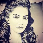 Mahnaz Afshar Instagram - هیچ صیادی در جوی حقیری که به گودالی می ریزد 😎مرواریدی صید نخواهد کرد 💙🦋 Do not leave your dreams in the hands of those who can destroy them طراحی نمیدونم از کدوم از شما عزیزانم هست لطفا برام بنویس اسمت رو 🌹 #besafe#bestrong #bekind #lifesyle #poetry #wearmask #painting #فروغ_فرخزاد #mahnazafshar #مهنازافشار