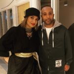 Mahnaz Afshar Instagram - فردا ساعت ۲۲:۰۰ به وقت #ایران شاید کمی دلتون شاد بشه نباید ناامید بشیم لطفا لطفا لطفا #ماسک_بزنیم و #فاصله_اجتماعی‌ رو رعایت کنید 🙏🏻💙 With one of my best friends who is the famous International singer #arash🤟👌 Our test was negative (-) It Will be aired at 10 pm #mbcpersia tomorrow Thank you so much to my lovely friend @popakkam for my prepared and chosen dress 🌟 #arash #persiasgottalent #mahnazafshar #wearamask #keepdistance #iran💙#bestrong #besafe #bekind
