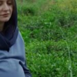 Mahnaz Afshar Instagram - چی قشنگ‌تر از این که مهتاب فیلم صفی یزدانیان باشی اونم با یک گروه درجه یک. چقدر ای فیلم دوست دارمت💙 🎬🎥 با صدای فهیمه اکبر شعر جهانگیر سرتیپ‌‌پور موسیقی روسی کلیپ محمد فهیمی #موسیقی_گیلان #نوشو_نوشو##cinema #movie #actor #actress #mahnazafshar