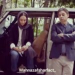 Mahnaz Afshar Instagram - چقدر ارزو کردم که اول شخص بمونی گرچه تو وجودت نیست! چقدر دوسِت دارم! ای فیلم «ناگهان درخت» سرمای درون مهتاب منو گرم میکنه 👌🏻🎬 صفی جان یزدانیان پیمان جان معادی ممنونم برای این فیلم💙💙 #movie #suddenlyatree #cinema #actress #actor #sequins