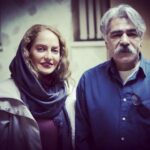 Mahnaz Afshar Instagram - تولدتون مبارک 🌹 این عکس یادگار بماند برای من! داشتن عکس یادگاری برای من هم زیباست. یادم میاد آمده بودید تاتر «الیورتوییست» مارو ببینید و بعدش این لحظه برایم ثبت شد. تولدتون مبارک جناب «کیهان کلهر» چه خوب که فرهنگ و خاک ایران امثال شماهاروداره You are one of the legends of Iran 🎶 Happy birthday to you @kayhan_kalhor 🌹 #music #legend #art #iran #kyhankalhor #mahnazafshar #composer #traditional