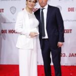 Mahnaz Afshar Instagram – ممنونم از Til @tilschweiger و warnerbrosde برای دعوتتون برای دیدن فیلم زیبای die Hochzeit 🌞
Vielen Dank Til und @warnerbrosde für die Einladung zur Premiere. War schön dabei zu sein. Kompliment an meine deutschen Kolleginnen und Kollegen.
Many thanks to Til and warnerbrosde for inviting me to the premiere. It was nice to be there. Compliments to my German colleagues.
Credit: ©️2020 Warner Bros. Ent/ André Mischke