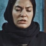 Mahnaz Afshar Instagram – چه مراسم عجیبه قَسامه
…………………………..،،
قَسَم با رضایت شما همراه شد🙏🏻✋🏼💙 چی بهتر از این😌
#mahnazafshar #actress #movies #قسم #فیلم_خوب_ببینیم