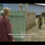 Mahnaz Afshar Instagram - روزی روزگاری تاجیکستان در فیلم سینمایی معلم کارگردان ناصر سعیداف در کنار مردم بسیاااار مهربانش.🙏🏻🌹