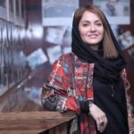 Mahnaz Afshar Instagram - دیشب درکنار شما فیلم سینمایی آشفته گی فریدون جیرانی رو دیدم🎬 اقای جیرانی عزیزم ممنونم از اینکه دریا رو به من سپردی. من امشب در سینمای شما غرق شدم و به سالهای دور سفر کردم بهرام رادان عالی بودی مهران احمدی عالی بودی همه و همه عالی بودین آلاله هاشمی نازنیم از صبوریت ممنونم بیتا موسوی از زحماتت ممنونم از شما مردم که همیشه منو ذوق زده مهرتون میکنین ممنونم دوستتون دارم ❤️🙏🏻🎬 Have a good weekend #mahnazafshar #mahnazafsharmovies #fajrfilmfestival #bahramradan #mehranahmadi #مهناز_افشار #فریدون_جیرانی
