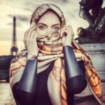 Mahnaz Afshar Instagram - روزهاي بهاريتون بخير ساعت شانزليزه ساخت سوييس عكس : فيليپ جكر