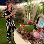 Mahnaz Afshar Instagram - نوروز باستانی بر ملت شریف ایران مبارک در این سال سختی که گذشت همه آموختیم دوست داشتن را, باهم بودن را, همدردی را و یقین دارم در سال نو باهم تازه خواهیم شد و سرزمینمان ایران بهار را زندگی خواهد کرد. و تا همیشه یاد دختران و پسران و فرزندان ایران با ما خواهد ماند. اندر دل من مها دل افروز تویی یاران هستند و لیک دلسوز تویی شادند جهانیان به نوروز و به عید عید من و نوروز من امروز تویی 💚🤍♥️ #نوروز_باستانی #زن_زندگی_آزادی Happy ancient Nowruz to the noble nation of Iran In this difficult year that has passed, we have all learned to love, to be together, and to sympathize, and I am sure that in the spring we will live in freedom. #woman_life_freedom #happynewyear #happynowruz