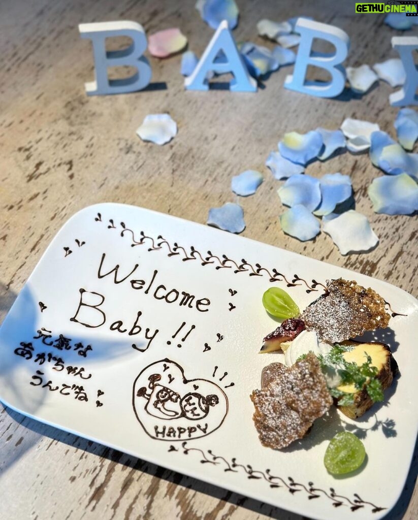 Mai Hakase Instagram - 今日はいつメンがベビーシャワーをやってくれました👶🩷ベービーシャワーの装飾とってもかわいい💓 皆の写真はまたタイミングで載せます😁🩷 #babyshower #welcomebaby #ベビーシャワー Natural kitchen yoomi