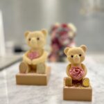 Mai Hakase Instagram - 『LOUANGE TOKYO』の Mother’s Day collection〜2023〜行かせていただきました🧸💓スイーツも店内も可愛すぎる✨そしてレーズンの入ったチーズケーキがびっくりするくらい美味しかったです🥺❤️ 母の日のプレゼントに　@louange_tokyo のスイーツ絶対喜ばれますね🧸💓 #ルワンジュ東京 #母の日スイーツ　#loungetokyo @louangetokyo_lemusee @louange_tokyo Louange TOKYO LE MUSEE