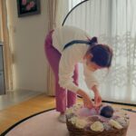 Mai Hakase Instagram – ニューボーンフォト、とても良い記念になりました👼💕
 @cherie_newbornphoto さんありがとうございました☺️❣️

#newbornphoto
#ニューボーンフォト