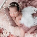 Mai Hakase Instagram – 天使ちゃん👼🩷
可愛すぎる〜🥰
赤ちゃんて1日1日で顔が変わるし大きくなって、
あっという間に成長するから一瞬一瞬を記録しておきたい😍🩷 @cherie_newbornphoto さんに素敵に撮っていただいて本当に感謝です🩷

#newbornphoto 
#ニューボーンフォト