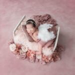 Mai Hakase Instagram – 天使ちゃん👼🩷
可愛すぎる〜🥰
赤ちゃんて1日1日で顔が変わるし大きくなって、
あっという間に成長するから一瞬一瞬を記録しておきたい😍🩷 @cherie_newbornphoto さんに素敵に撮っていただいて本当に感謝です🩷

#newbornphoto 
#ニューボーンフォト