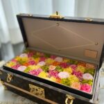 Mai Hakase Instagram - LOUIS VUITTON × nicolai bergmann 💐💖 #nicolaibergmann #lv #マルフルール #フラワートランク #flowertrunk