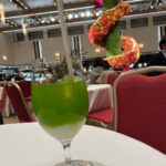 Mai Hakase Instagram - 母と西武の高輪、千種会へ😊 Le Trianonでお食事いただけて大満足🤰❤️産まれたら外食やゆったり時間はしばらく無さそうなので、庭園を見ながらの美味しいフレンチ🍽️は貴重な優雅な時間でした😋💓 しかし食べた後は胃の圧迫によりお腹苦しすぎて少し歩いただけで息切れします😮‍💨 高輪会でしか見れない限定品のジュエリーや素敵な絵画も見れてとても眼福な時間でした💎✨ #妊娠9ヶ月 #2人目妊娠中 #高輪会 #千種会