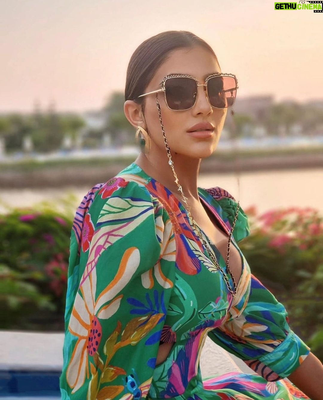 Mai Omar Instagram - This Barbie knows how to dress for the Summer season. Award-winning actor @maiomar_ has been giving us major style inspiration as she visits the beautiful Egyptian coast. From vibrant hues to chic floral prints, tap the link in the bio to read more. #مي_عمر هي باربي هذا الصيف بكل تأكيد. إذ تألقت النجمة بإطلالات صيفية ساحرة أثناء تواجدها في الساحل الشمالي في مصر خلال صيف هذا العام. شاهدوا أجمل إطلالاتها على الرابط في البايو.
