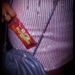 Maisa Silva Instagram - No Carnaval eu sou a amiga que dança, grita, dá risada e sempre leva um lanchinho na bolsa: @hummmsnacks comigo em Salvador, Olinda e nos próximos carnavais também ✨️🩷🫶🏼 *publi