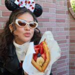 Maisa Silva Instagram – happily ever after 🏰
@disneyworld.brasil #DisneyWorldBrasil Magic Kingdom