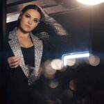 Maite Perroni Instagram - Hoy estamos juntos aquí en ésta revolución de emociones, llena de retos y aprendizajes ... Gracias una vez más por enseñarnos q nada es imposible, por hacer de RBD algo inigualable, por llenar nuestros corazones de amor, por hacernos creer, por darnos éste gran regalo. Terminamos nuestro tour en USA ... 30 noches irrepetibles que nos abrazaron fuerte y le dieron sentido a éste sueño!