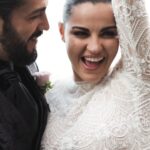 Maite Perroni Instagram - @atovarp gracias por regalarme esa sonrisa permanente, por llenar de flores mi alma, por besar cada cm. de mi corazón... eres mi regalo de Dios, mi mayor tesoro, somos mi más grande sueño hecho realidad, te amo amor de mis vidas!!! Feliz aniversario. A seguir agradeciendo y celebrando cada día la bendición de habernos reconocido.