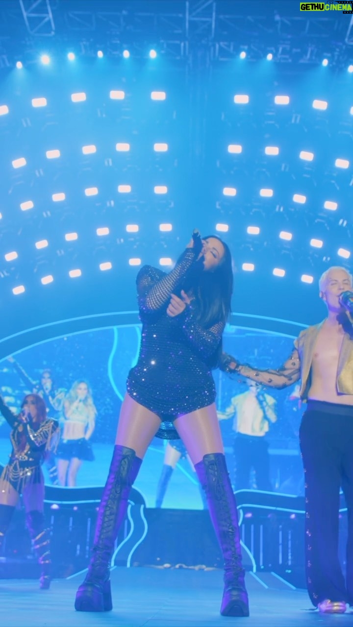 Maite Perroni - 627K Likes - Houston y miles de corazones latiendo al mismo tiempo… los amooooooo gracias por llenar de amor cada minuto de todo lo q estamos viviendo… #RBD2023