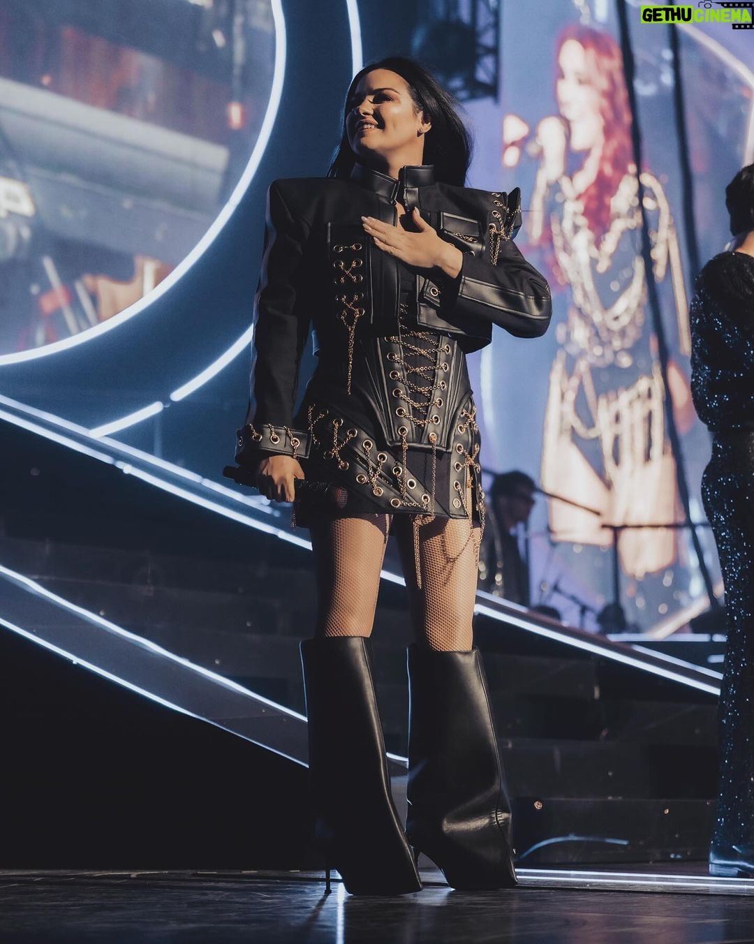 Maite Perroni - 803.3K Likes - Aquí vamos otra vez con todo nuestro corazón lleno de amor y una maleta llena de ilusiones … next stop LATAM … COLOMBIA este viernes nos vemos en Medellín.