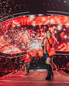 Maite Perroni Instagram - RBD Mix and Match… gracias por estos primeros 6 shows… Graciaaaaaas El Paso, Houston, NY, Fairfax, North Carolina 🫶🏻 ha sido una explosión de amor!!! Esto apenas empieza y vamos a vivir cada momento al máximo 🙌🏻 Some Where on Earth