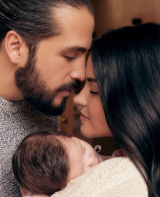 The 10 Most Iconic Instagram Photos of Maite Perroni: A Deep Dive