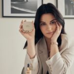 Maite Perroni Instagram - #Publicidad Dicen que cuidar la piel todos los días es como enviarle pequeñas notas de amor a nuestro cuerpo… Y si tenemos un aliado como @lbelonline será mucho más sencillo porque los productos Concentré contienen un efecto tratante para la piel que va mucho más allá de sólo maquillar ❤️ .. Y ustedes cómo cuidan la piel de su rostro?? Los leo 👇🏼