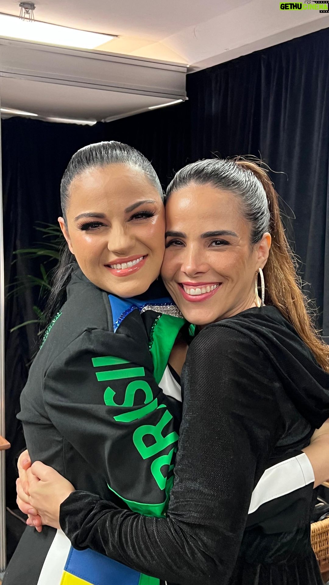Maite Perroni - 1.4 Million Likes - Mi amiga querida @wanessa siempre incondicional, agradezco tanto haberte conocido, verte siempre llena de amor mi corazón, gracias por tu amistad te quiero taaaaanto!!!