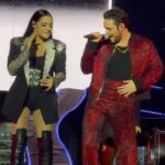 Maite Perroni Instagram - Hay canciones q nos quedan por cantar 🎤
