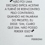 Maite Perroni Instagram - "O Brasil, para mim, é um abraço no coração", afirma @MaitePerroni ao se despedir do país após 8 shows esgotados da #SoyRebeldeTour. Em entrevista especial à Glamour, a atriz e cantora relembrou seus sonhos de infância e como se dedicou até se tornar uma das maiores atrizes mexicanas dos últimos tempos. "Minha paixão está na atuação, mas com #Rebelde descobri que a música também me apaixona", revelou. Maite falou também sobre os desafios em retornar aos palcos com o RBD após 15 anos, mas garantiu que não foi difícil aceitar: "quando me falaram do projeto, eu disse: 'sim, claro que sim, eu não posso perder isso'". E, se há 20 anos, a personagem Lupita tornava Maite conhecida no mundo, hoje, Lía, sua primeira filha, apresentou a ela um amor inigualável. "A maternidade foi uma experiência linda, a melhor da minha vida", diz. No site, pelo link da bio, você confere a entrevista com Maite na íntegra! #MaitePerroni #MaitePerroniNaGlamour #GlamourInstaZine Texto: Malu Pinheiro @mariluisapp Fotógrafo: Tiago Prisco tiagoprisco Direção: Gerard Angulo @gerardangulo Stylist: Angelina Lusvardi @angelinalusvardi / Pablo Monaquezi @projetomottainai PR: Carolina Palomo @palomocaro Assessoria de imprensa: @nexxtpr Assistente de moda: Roger Souto @studioo23 Assistente de foto: Haron Miquillino @haronmiquilino Cabeleireiro: Erick Moreno @erickmoreno Maquiagem: Alfonso Castro @makeupbyponcho Produtor: Step on Fashion @steponfashion