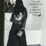 Maite Perroni Instagram - "O Brasil, para mim, é um abraço no coração", afirma @MaitePerroni ao se despedir do país após 8 shows esgotados da #SoyRebeldeTour. Em entrevista especial à Glamour, a atriz e cantora relembrou seus sonhos de infância e como se dedicou até se tornar uma das maiores atrizes mexicanas dos últimos tempos. "Minha paixão está na atuação, mas com #Rebelde descobri que a música também me apaixona", revelou. Maite falou também sobre os desafios em retornar aos palcos com o RBD após 15 anos, mas garantiu que não foi difícil aceitar: "quando me falaram do projeto, eu disse: 'sim, claro que sim, eu não posso perder isso'". E, se há 20 anos, a personagem Lupita tornava Maite conhecida no mundo, hoje, Lía, sua primeira filha, apresentou a ela um amor inigualável. "A maternidade foi uma experiência linda, a melhor da minha vida", diz. No site, pelo link da bio, você confere a entrevista com Maite na íntegra! #MaitePerroni #MaitePerroniNaGlamour #GlamourInstaZine Texto: Malu Pinheiro @mariluisapp Fotógrafo: Tiago Prisco tiagoprisco Direção: Gerard Angulo @gerardangulo Stylist: Angelina Lusvardi @angelinalusvardi / Pablo Monaquezi @projetomottainai PR: Carolina Palomo @palomocaro Assessoria de imprensa: @nexxtpr Assistente de moda: Roger Souto @studioo23 Assistente de foto: Haron Miquillino @haronmiquilino Cabeleireiro: Erick Moreno @erickmoreno Maquiagem: Alfonso Castro @makeupbyponcho Produtor: Step on Fashion @steponfashion