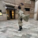 Maki Tamaru Instagram - お返事します^ - ^ ご質問いただいておりました 一枚目の写真の ブーツは　@pierrehardy パンツは COSTUME NATIONAL です。 2枚目からの カーキカラーのダウンジャケットは @sacaiofficial ブーツは @galerievie_jp です^ ^ 後半の写真は 昨日の激し目な風の中 一生懸命歩いている私を インスタハズバンド。 いる？。。。（；￣ェ￣）この写真。 しかも、良い写真が撮れたと　満足気味の相方さん。😩 主人の撮る写真は、ほとんど こんな写真ばかり。 #私服 #インスタハズバンド
