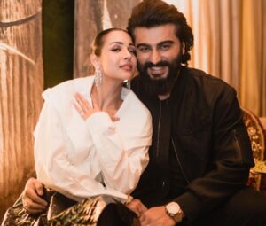Malaika Arora Instagram - This one’s for you @iamarhaankhan …. Our all time favourite @davidbeckham ❤️….. thank you @sonamkapoor @anandahuja for such a warm n beautiful evening 🤗❤️