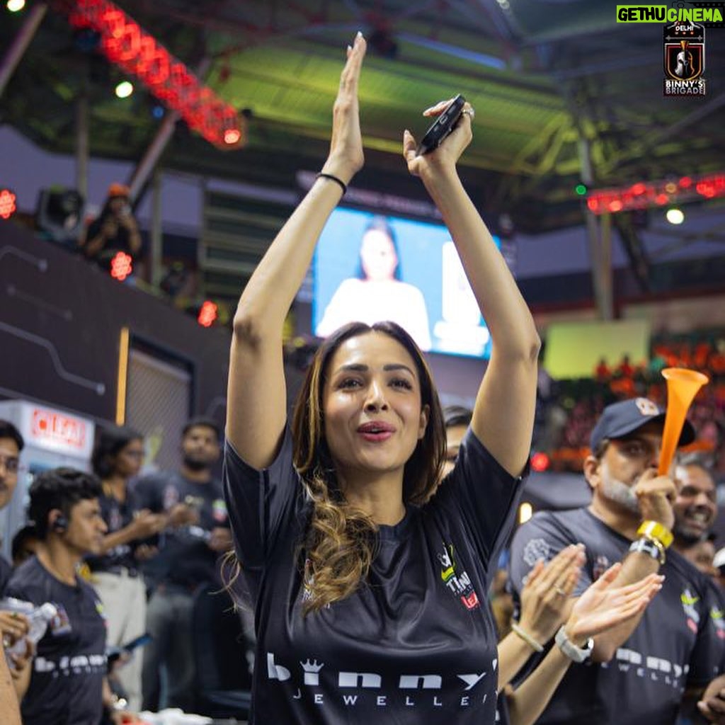 Malaika Arora Instagram - Caught a glimpse of the fabulous Malaika Arora at the tennis premiere league bringing both grace and glam to the court!!🔥🤩 . . @malaikaaroraofficial @snehbinny . . . #binnys #snehbinny #malaika #malaikaarora #delhibinnysbrigade #tennis #tennis🎾 #tennisplayer #tenniscourt #tennislove #sport #explore #fyp #tennislife