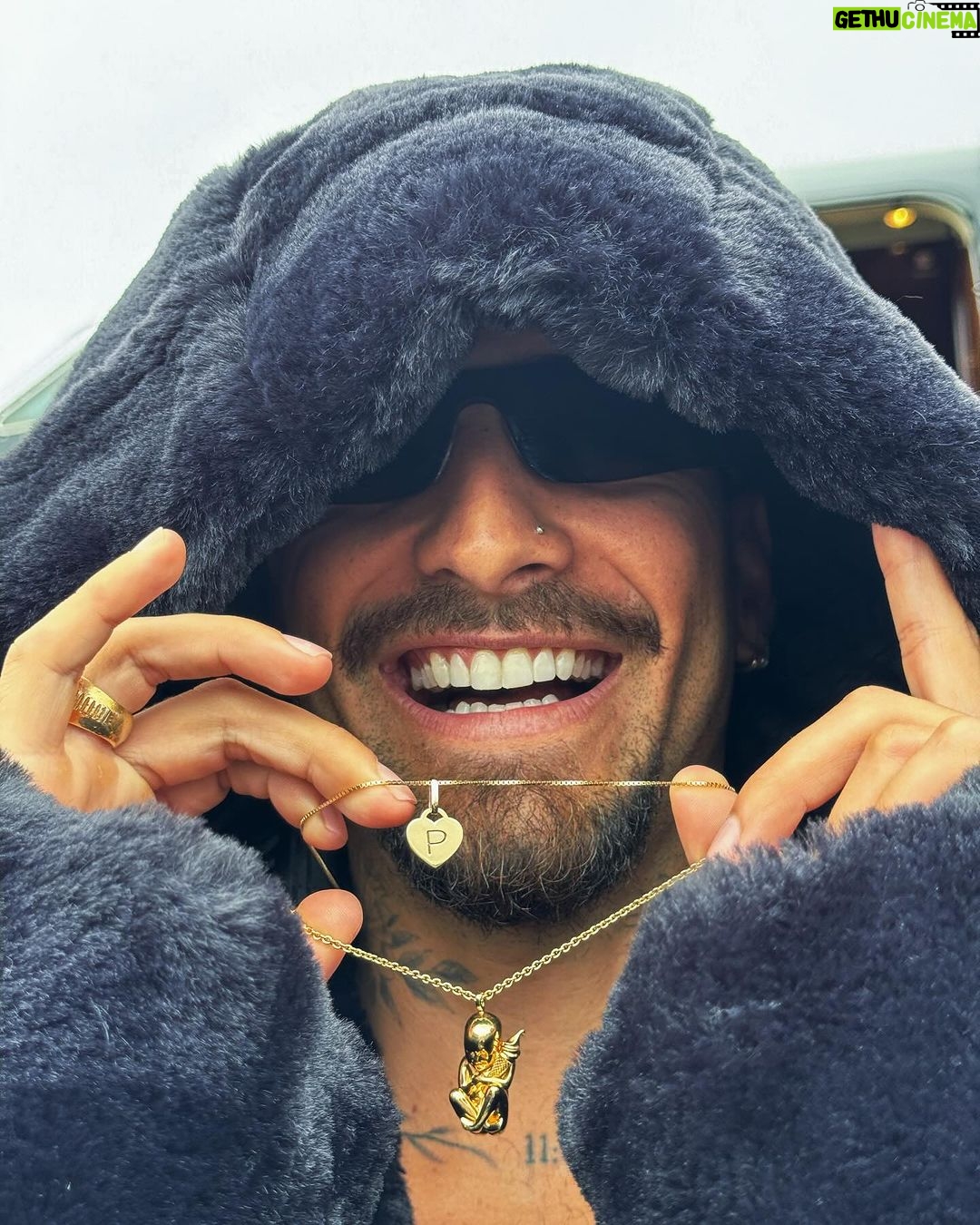 Maluma Instagram - “P” de el ADMV 💘 … — Ya nos vemos León - MX 🚀🇲🇽 Medellín, Antioquia