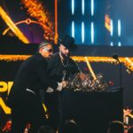 Maluma Instagram - Y si… vienen con la bendición 🏆🏆🏆🏆!!! Gracias @premiolonuestro … y @carinleonoficial .. Ya dan ganas de hacer otro temita o que? @octavio_cuadrasc @grupomarcaregistrada1 los extrañamos mucho anoche. No fue lo mismo sin ustedes, pronto rompemos juntos 💎BLING BLING💎 DE MEDALLO PA’L MUNDO HP 🇨🇴