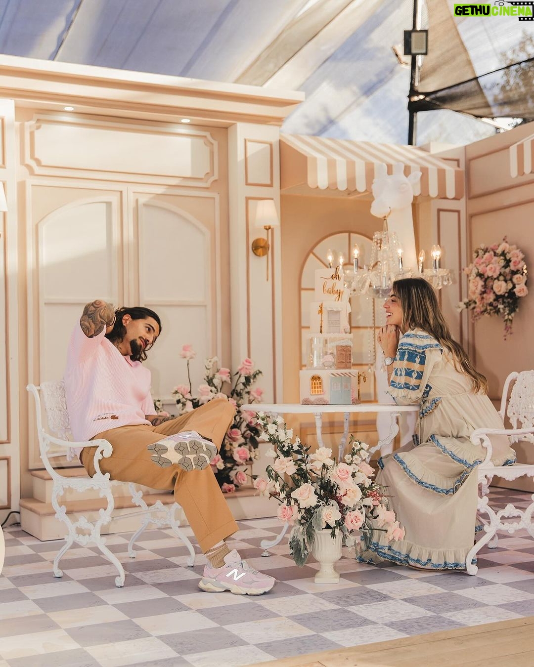 Maluma Instagram - 💘 BABY SHOWER DE PARIS 💘 Comenzó la cuenta regresiva 😬