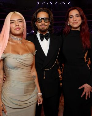 Maluma Instagram - Ayer ganó Colombia 🇨🇴 
QUE NOCHE!! Mi grammy fue la copa 🥂 que me dio la 🐐
